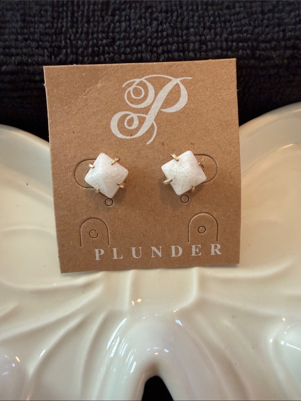 Plunder Cream Druzy Star Stud Earrings